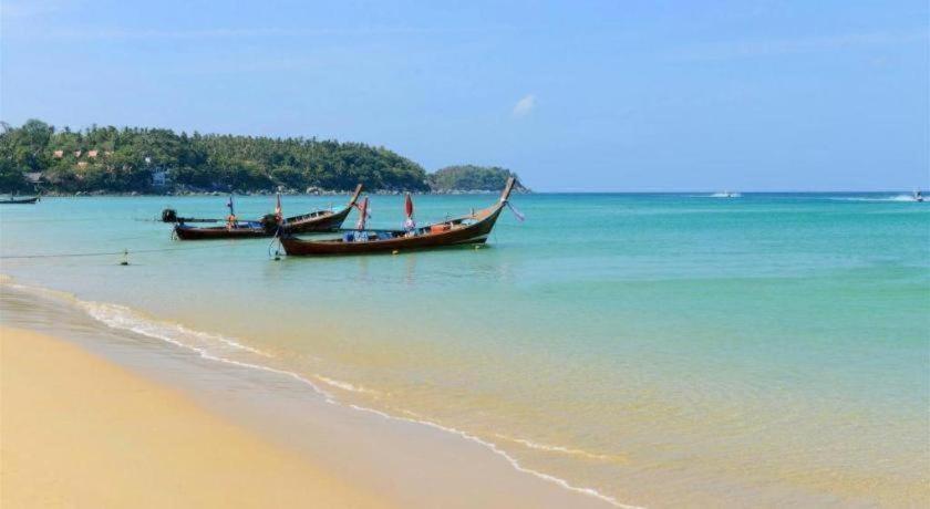 โอโย ถัง เฉิง ฮอลิเดย์ โฮเทล Hotel Patong ภายนอก รูปภาพ
